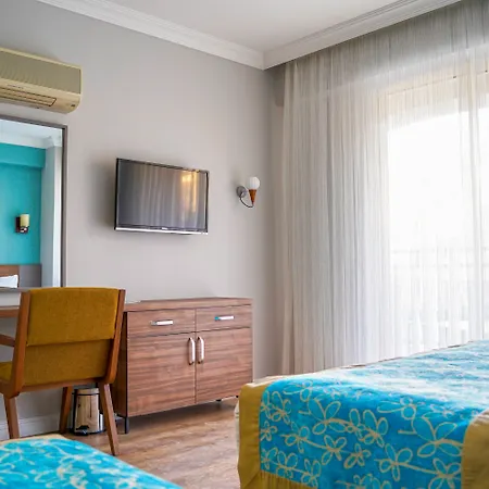 Side Village Family Suite-3