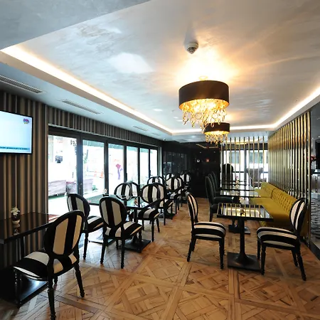 Le Petit Palace Hotel - Special Category-3