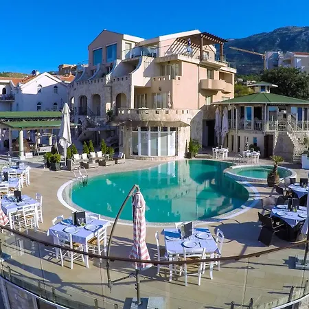 Spa Resort Becici-3