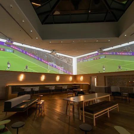 Yotel Edinburgh-2