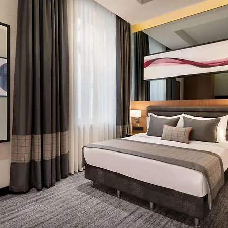 Ramada By Wyndham Budapest City Center-2