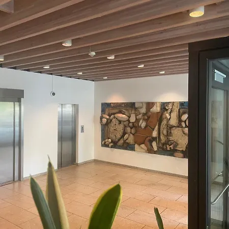 Modern Central Apt With Rooftop, Privat Balcony, & Free Parking,Next To Aarhus Attractions-2