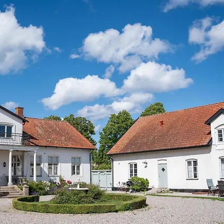 Svabesholms Kungsgårds B&B och Pensionat Stenshuvud-2