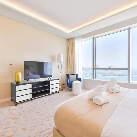 Ultra Luxury Palm Tower With Shared Hotel Facilities-3