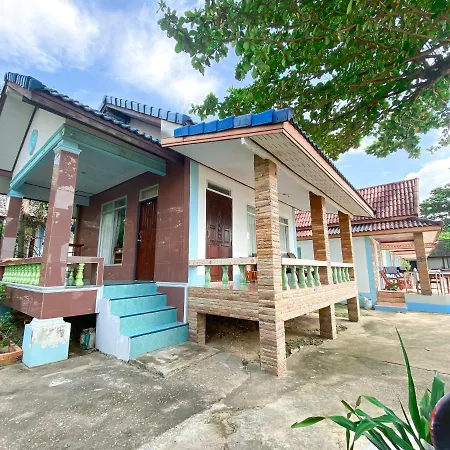 Lanta Paradise Beach Resort-2