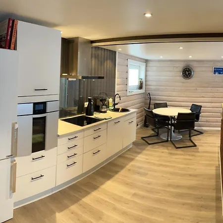 Jolster Sauna Apartments-2