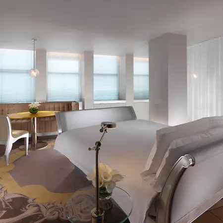 Sanderson London-3