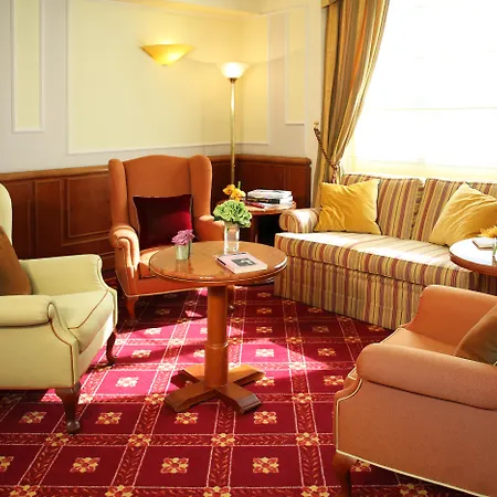 Starhotels Business Palace-2