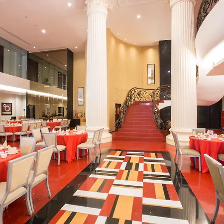 Merlynn Park Hotel-2