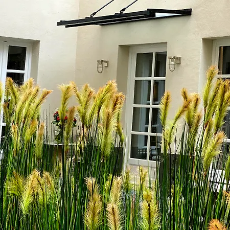Hotel La Lanterne & Spa By Timhotel-2