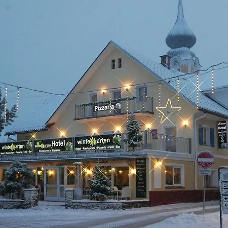 Hotel Wintergarten-3