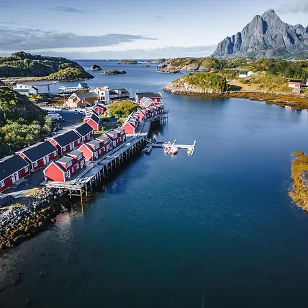 Nyvågar Rorbuhotell - by Classic Norway Hotels-2