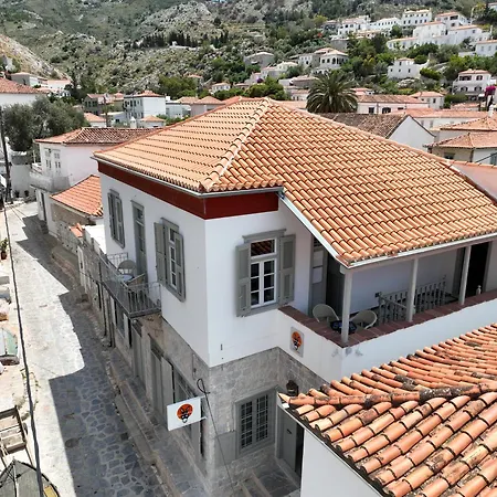 Livin Hydra Garden Suite-3