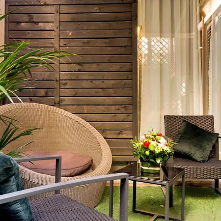 V Collection Piazza Farnese Luxury Suites-2