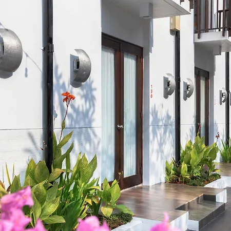 Harris Hotel Kuta Tuban Bali-3