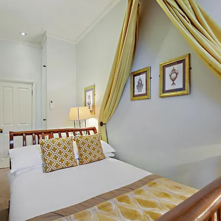 Twenty Nevern Square Hotel-3