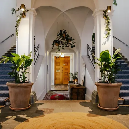 Haga Slott-2