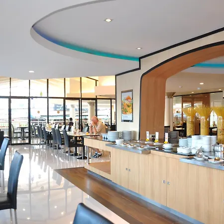 Flipper Lodge Hotel - Sha Extra Plus-3