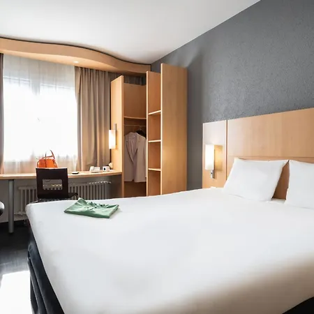 Ibis Geneve Centre Gare-2