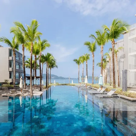 Oceanfront Beach Resort-3