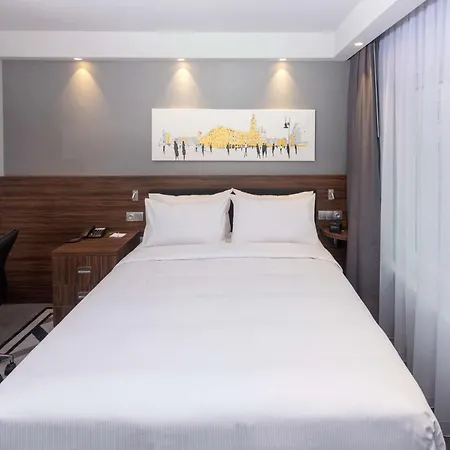 Hampton By Hilton Poznan Old Town-2