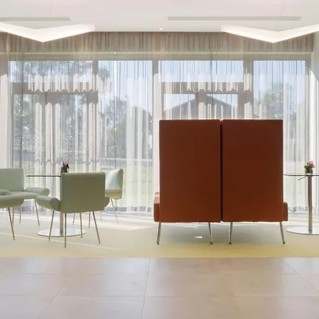 Hampton By Hilton Rome East-2