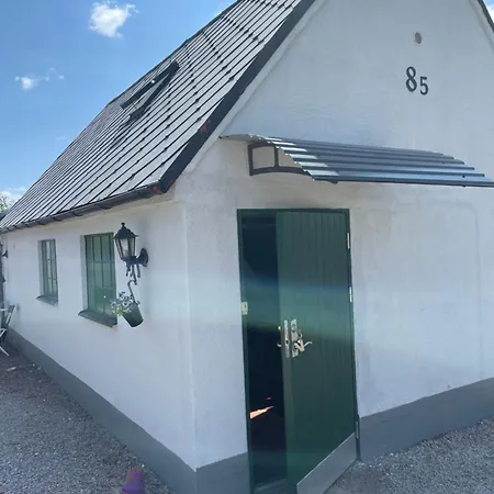 Vivans Bed And Self Catering-2