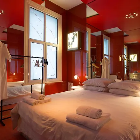 Daddy Long Legs Art Hotel-2