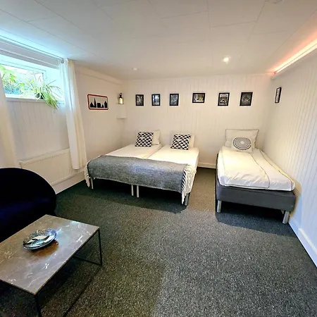 Guesthouse 'Blue House' In Vintage Villa&Garden-2