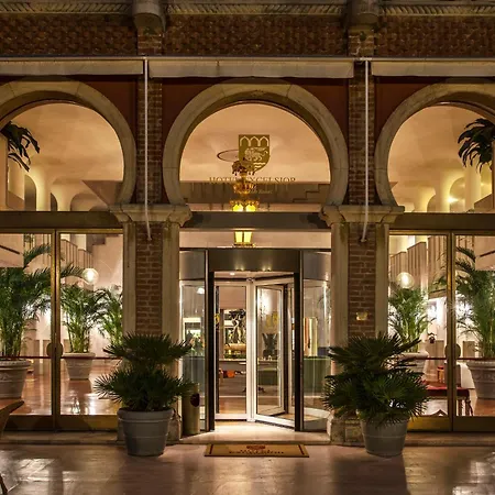 Hotel Excelsior Venice-2