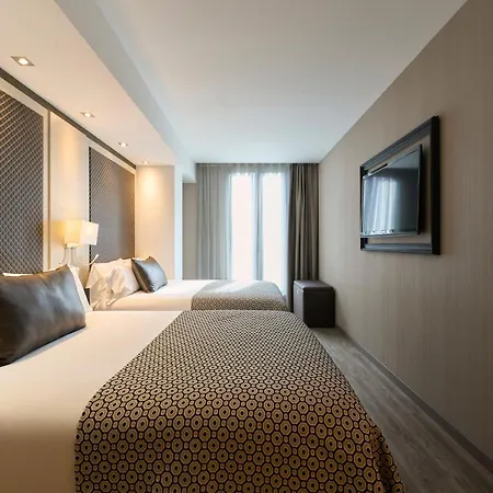 Catalonia Square 4* Sup-2