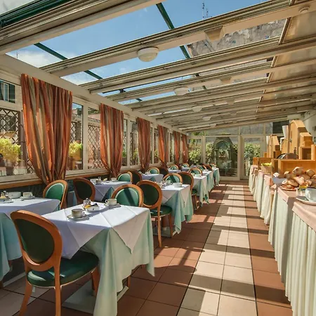Hotel Borromeo-3