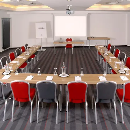 Hotel Esplanade Dortmund-2