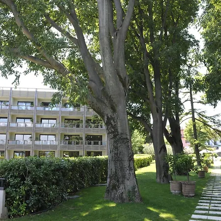 Hotel Acquaviva Del Garda-2
