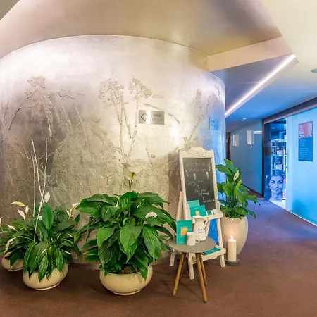 Niebieski Art Hotel & Spa-2