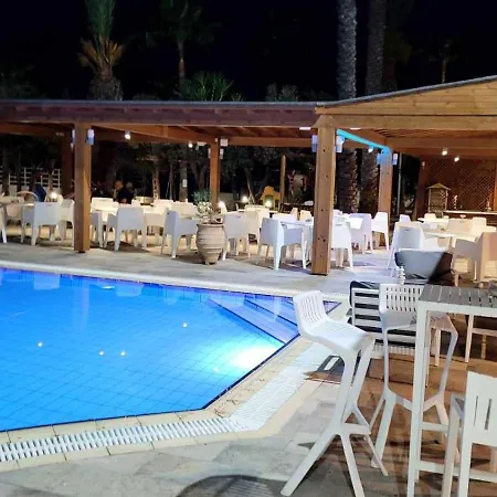 Simos Magic Beach Hotel Apts-2