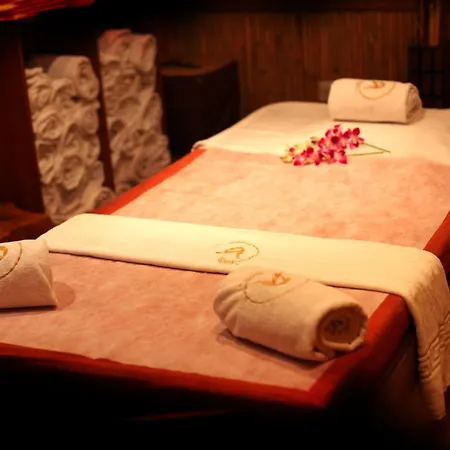 Broadway Hotel-2