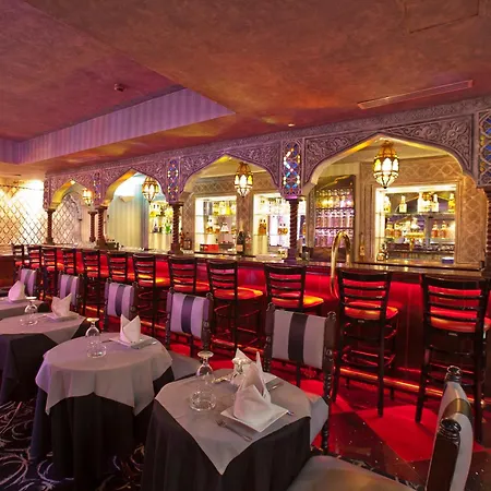 Broadway Hotel-2
