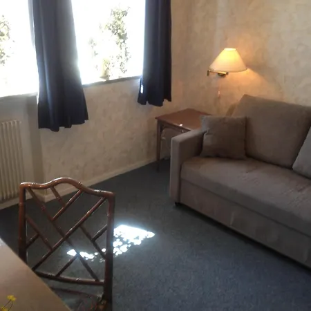 Hotel Chaplin-3