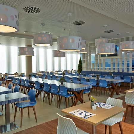 H2 Hotel Muenchen Messe-3