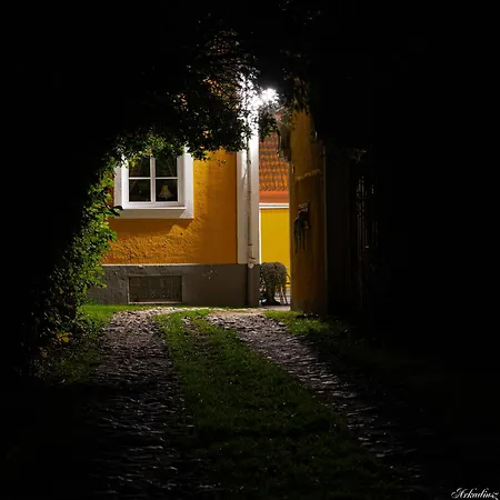 Mjällbyhus Pensionat&Stugby-2