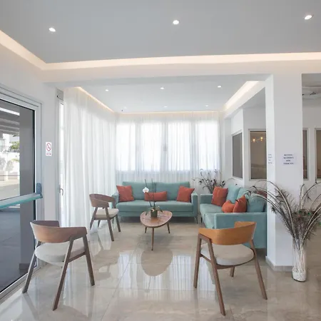 Pavlinia Hotel & Apartments-3