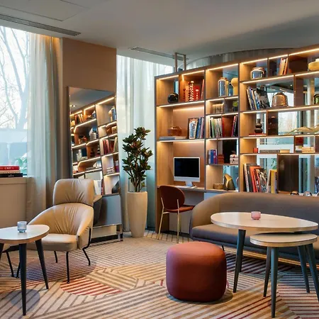 Ac Hotel Paris Porte Maillot By Marriott-3