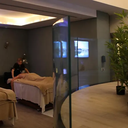 The Hive Hotel-3