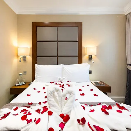 Gem Langham Court Hotel-3