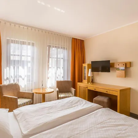 Ringhotel Warnemuender Hof-3