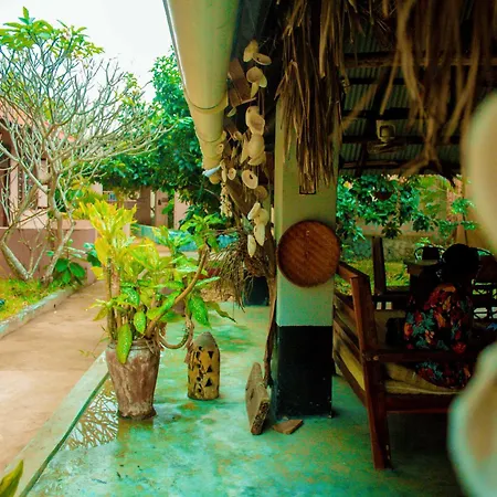 Mwana House-3