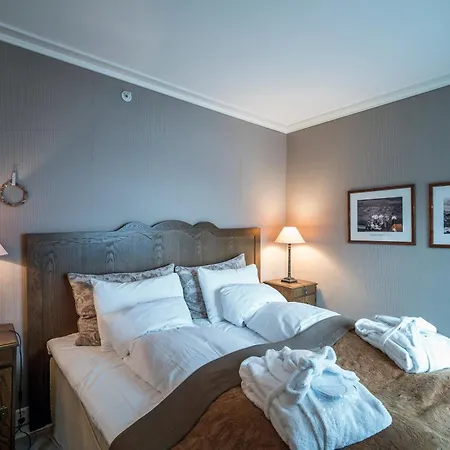 Angvik Gamle Handelssted - by Classic Norway Hotels-2