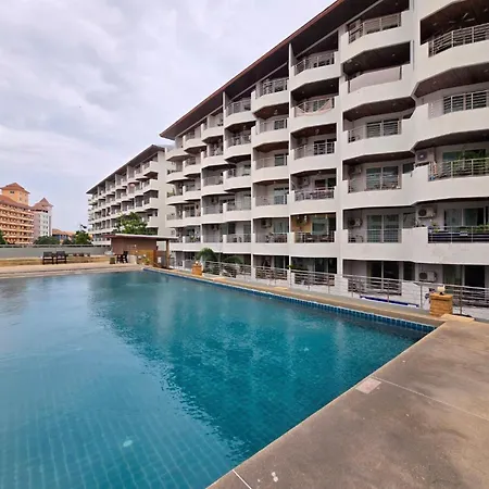 Jomtien Plaza Residence-3