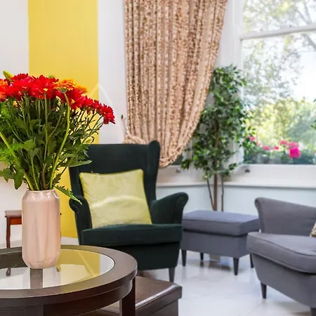 Grantly Hotel-3